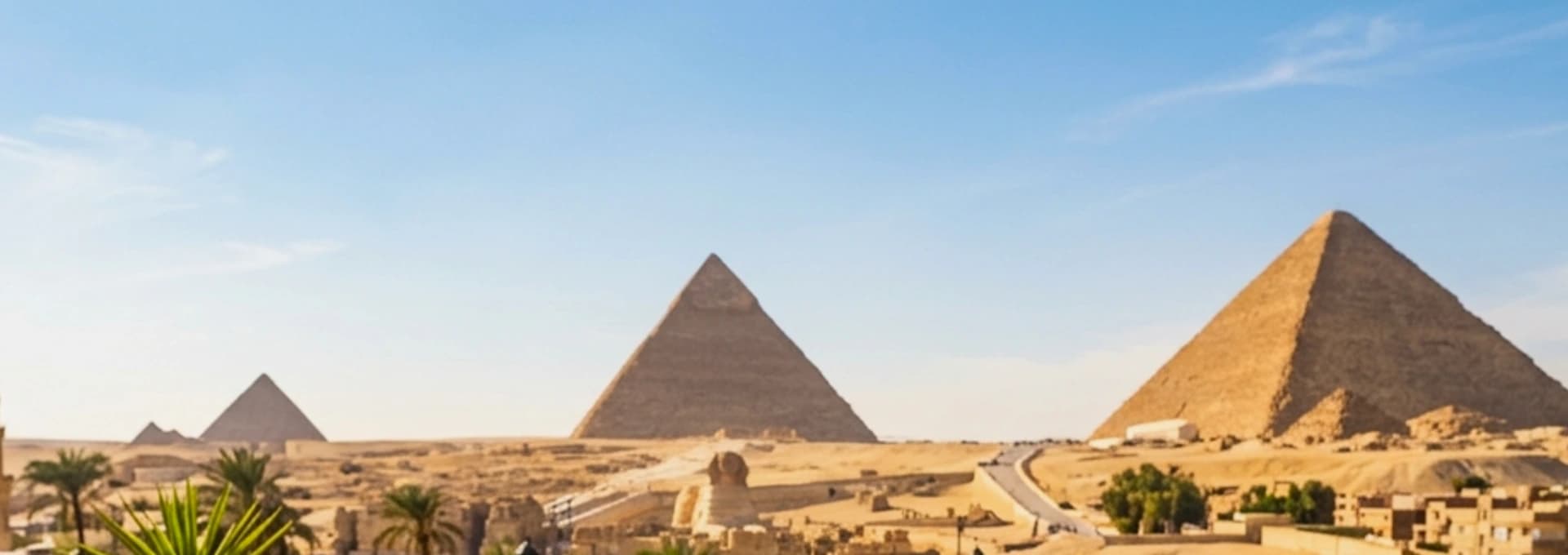 Camel Taste rooftop terrace with panoramic Pyramids view