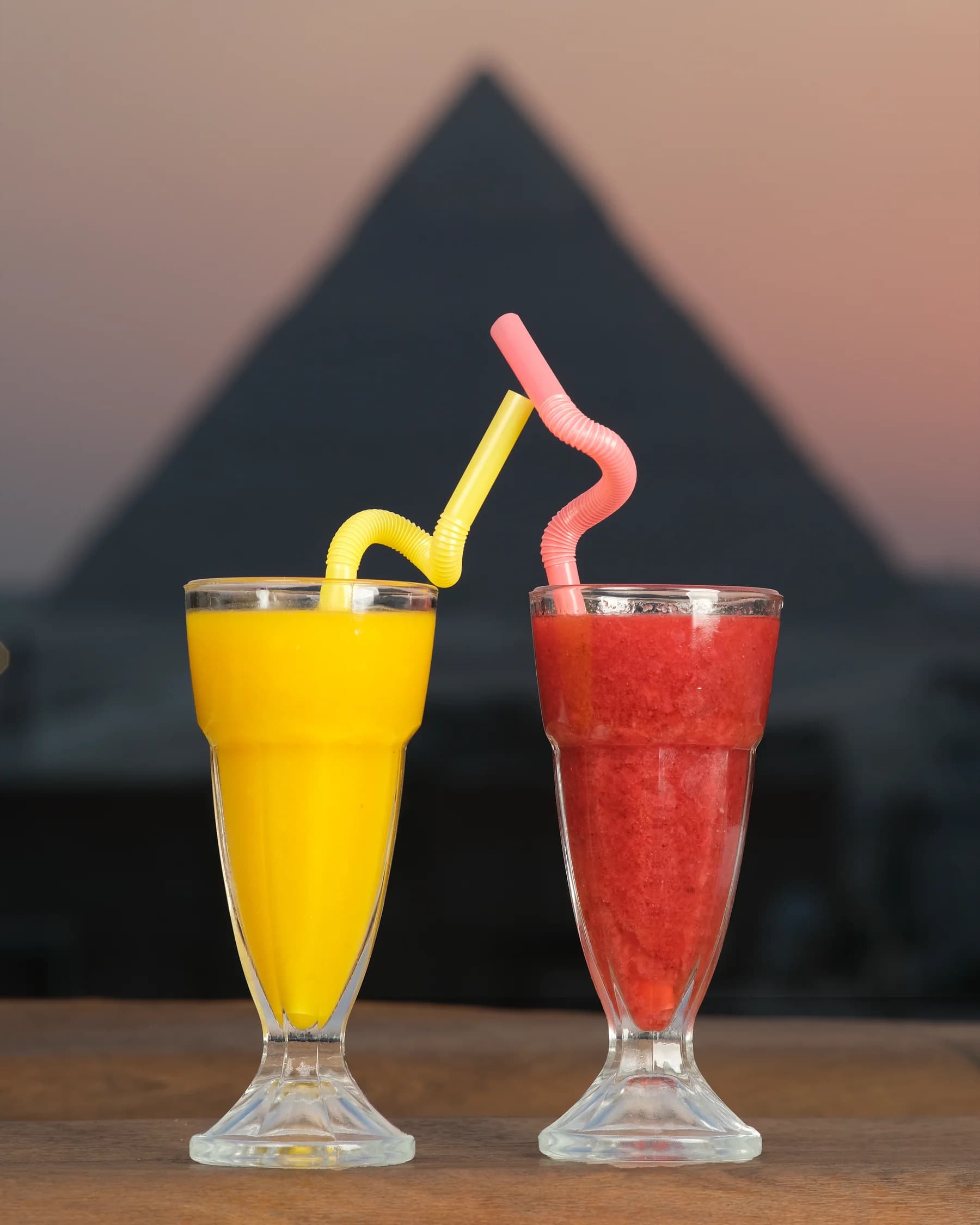 Fresh mango and strawberry drinks